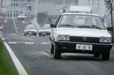 ��ʷ�����y�{��˿�ԇ����Ȼ�y��